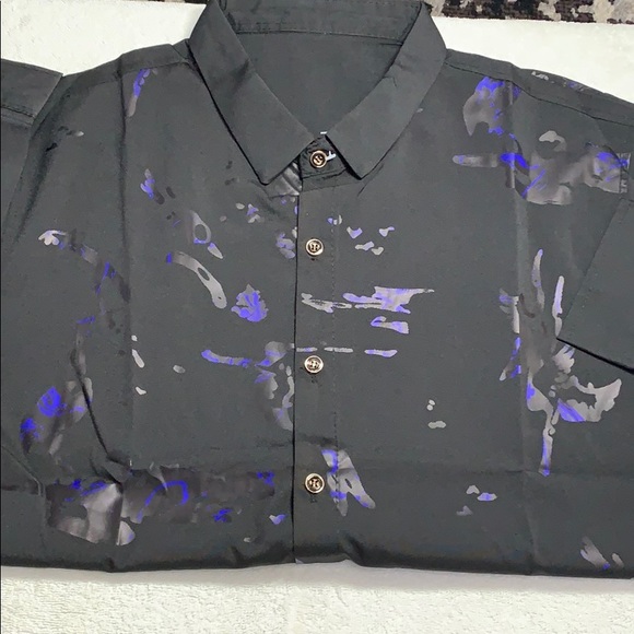 🥳🥳HP 9/14🤩🤩Men’s Floral Shirt - Picture 2 of 5